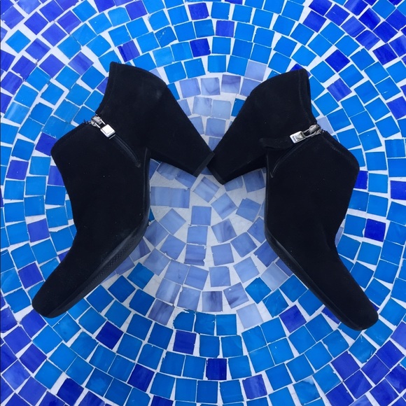 SOLD! Prada butter-soft suede ankle booties - Picture 4 of 8